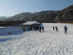 山西临汾九龙山滑雪场