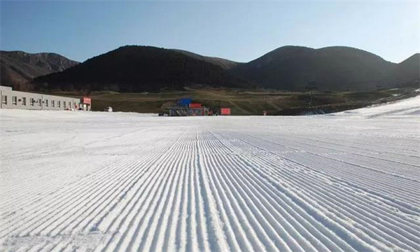 室外滑雪场建设公司