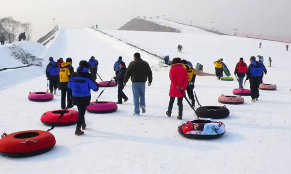 哈尔滨滑雪场